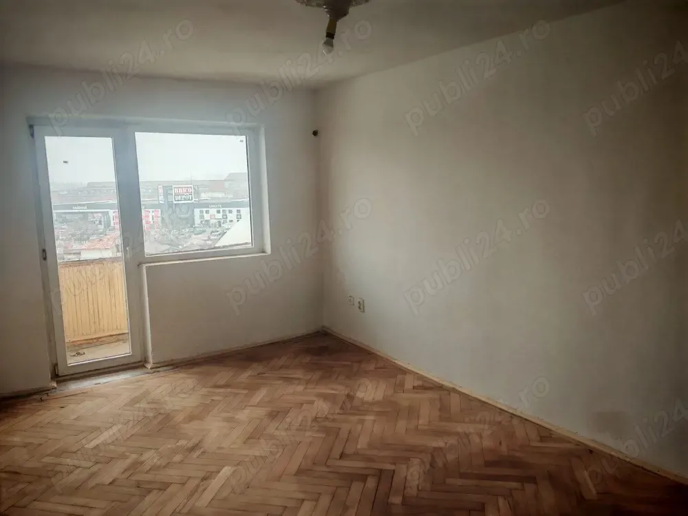 apartament 4 camere