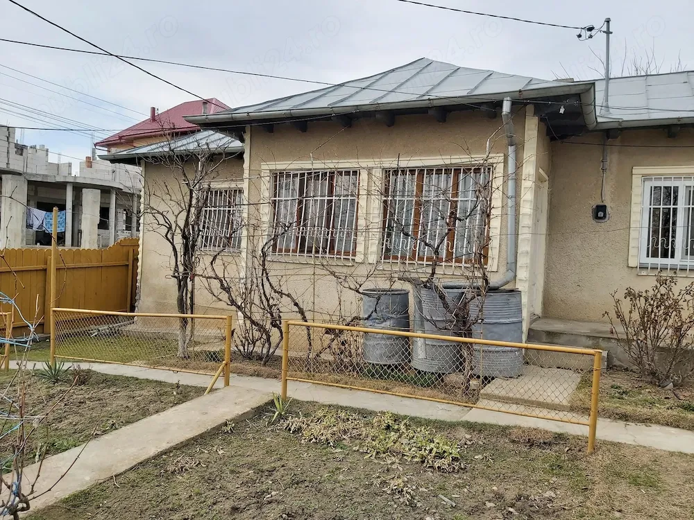 Vand casa in Harsova - imagine 1