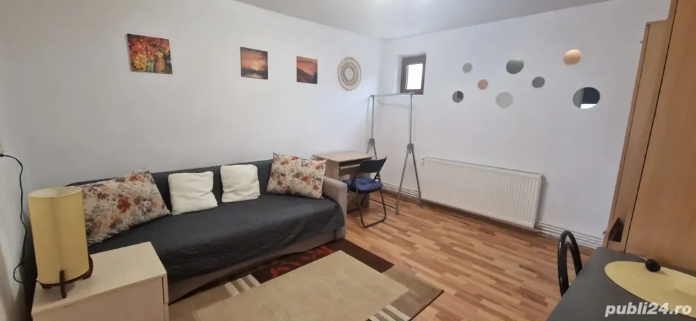 proprietar inchiriez o camera la casa