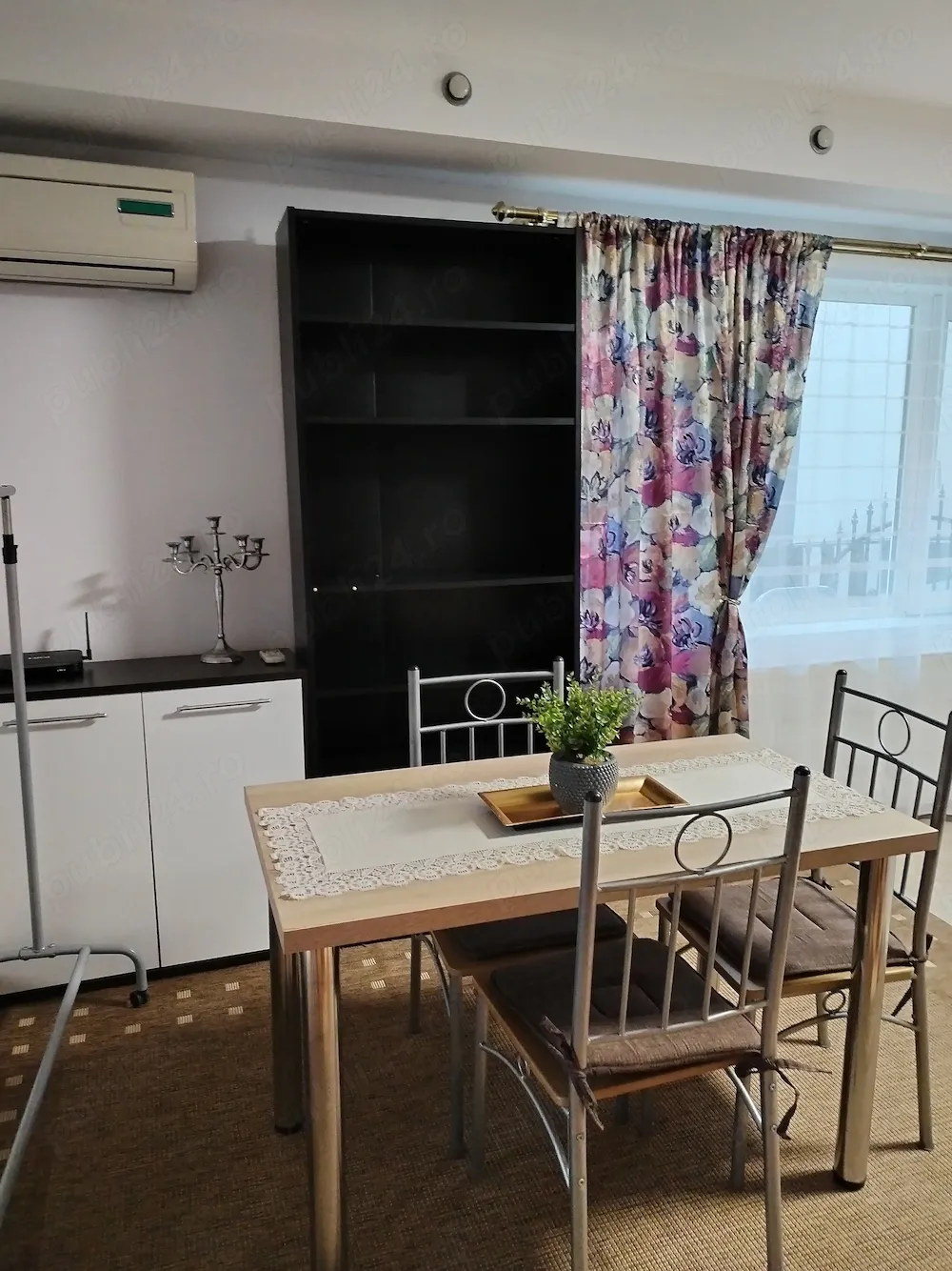 Inchiriez apartament 2 camere in vila - imagine 1