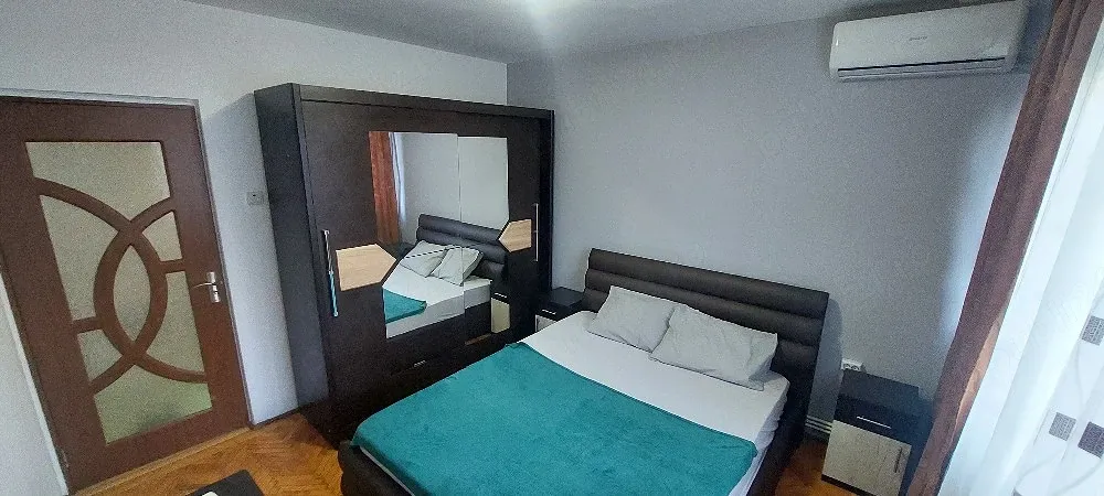 închiriez Apartament 2 Camere
