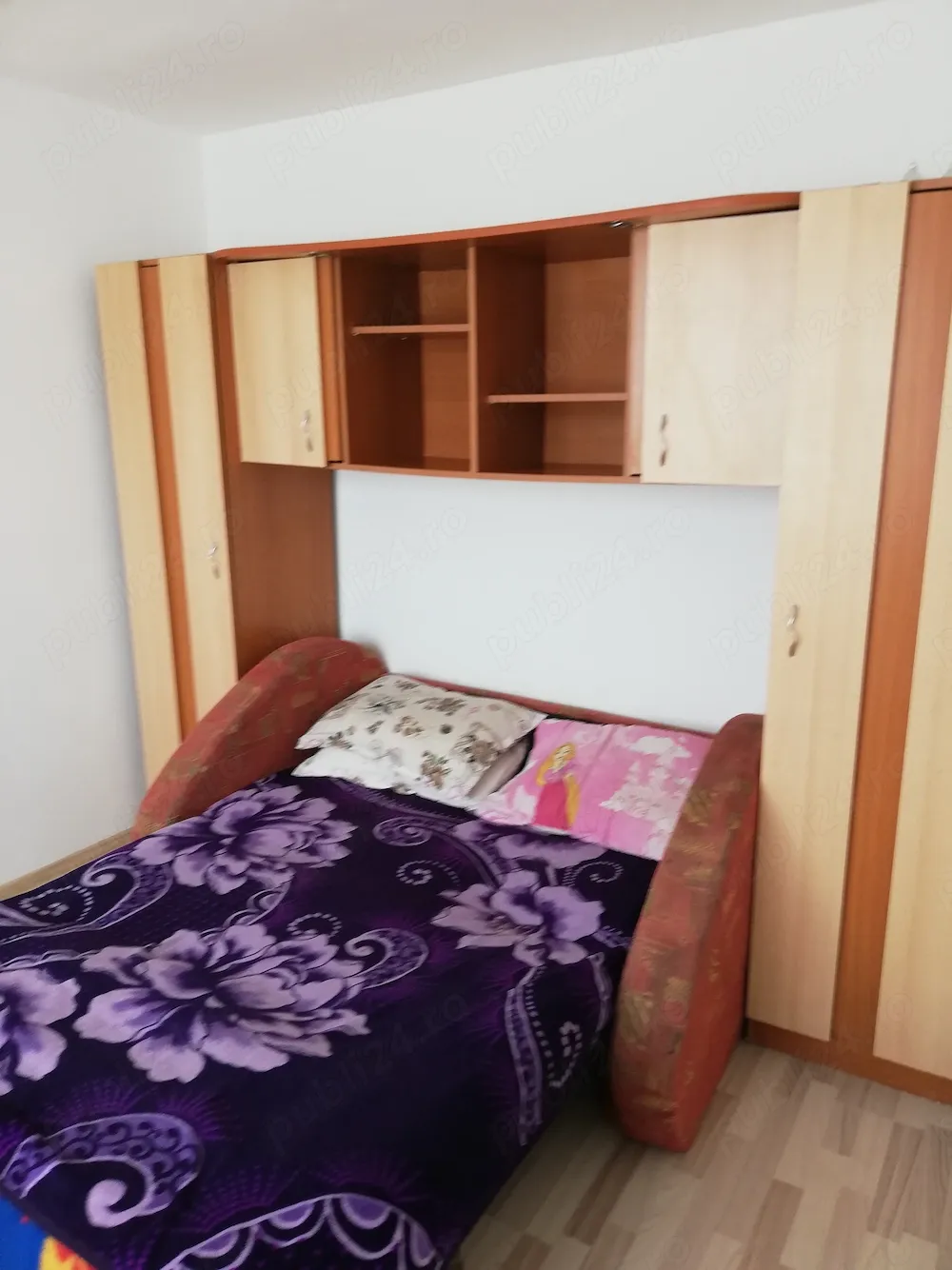 Persoană fizică închiriez apartament cu două camere zona Narcisa