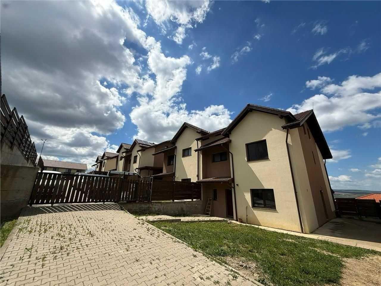 Casă 4 camere | Beci+P+E+M | Dezmir, str. Clоșca | 215.000 EUR | Clasa energetică B - imagine 1