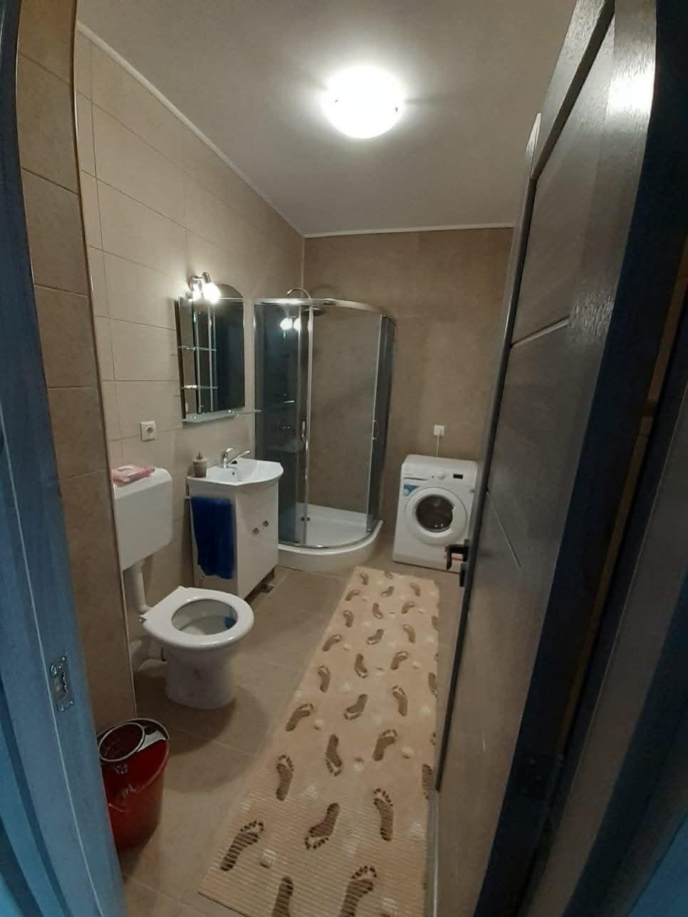 Apartament  2 camere cu parcare privata inclusa, de inchiriat