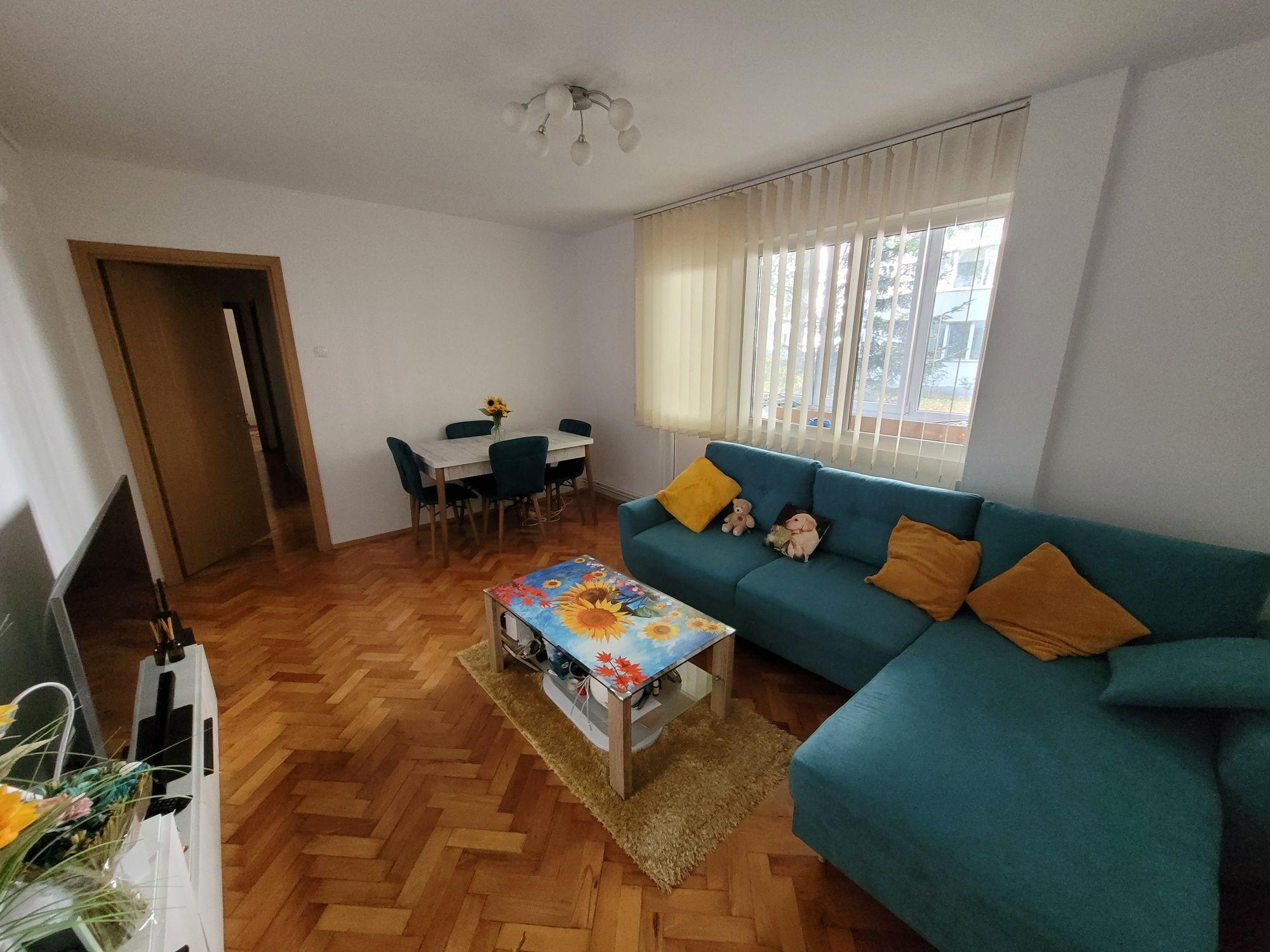 PF dau in chirie apt 3 camere Gheorgheni