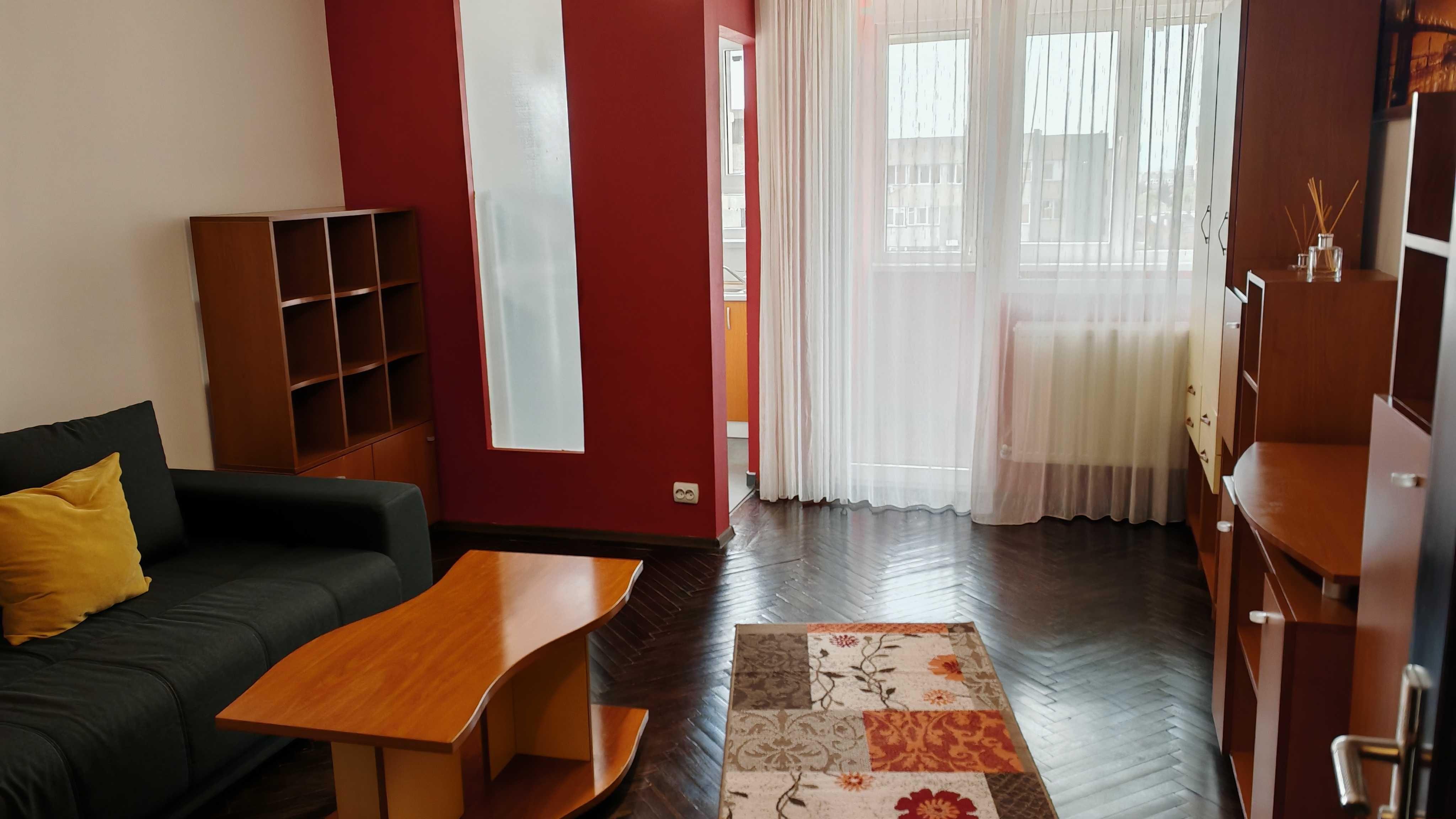 Garsoniera Calea Bucuresti, zona Astra, 30 mp, mobilata si utilata, 300 euro
