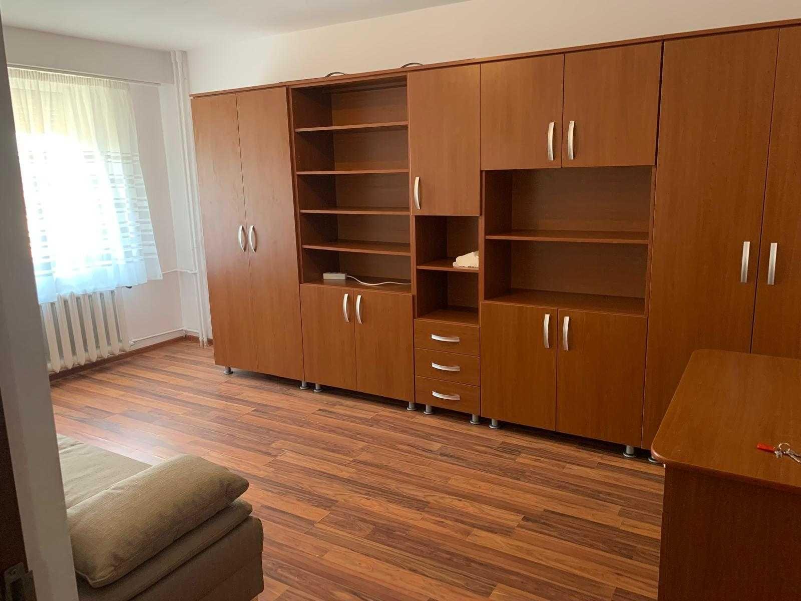 Închiriez Apartament 2 camere Nufărul Stația Lotus