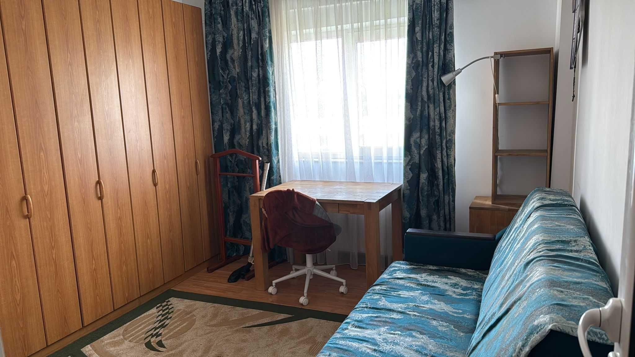 Inchiriez (for rent) apt 3 camere - Malu Rosu - Ploiesti