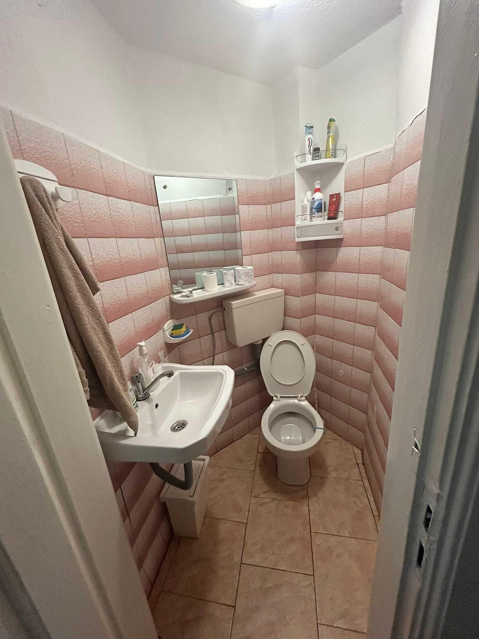 De inchiriat spatiu comercial