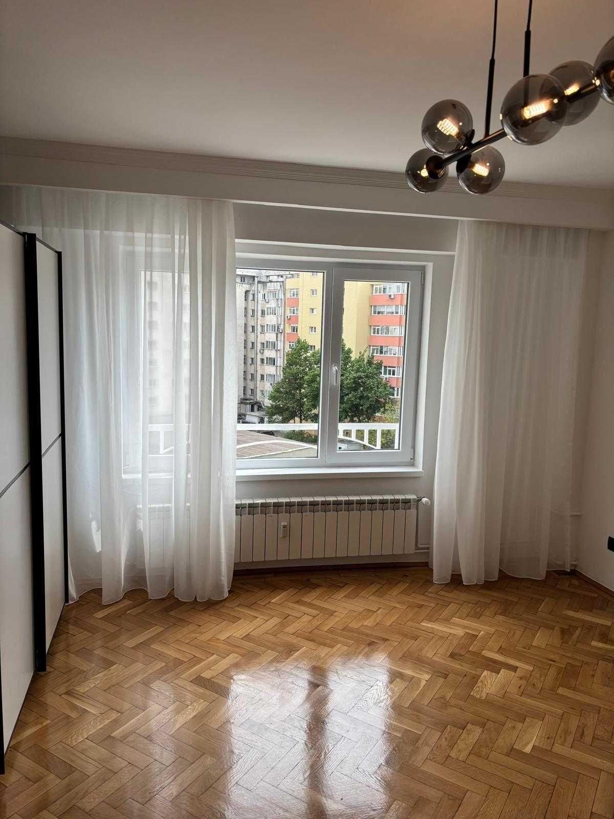 Garsonieră premium, prima închiriere – zona Decebal 3 min metrou
