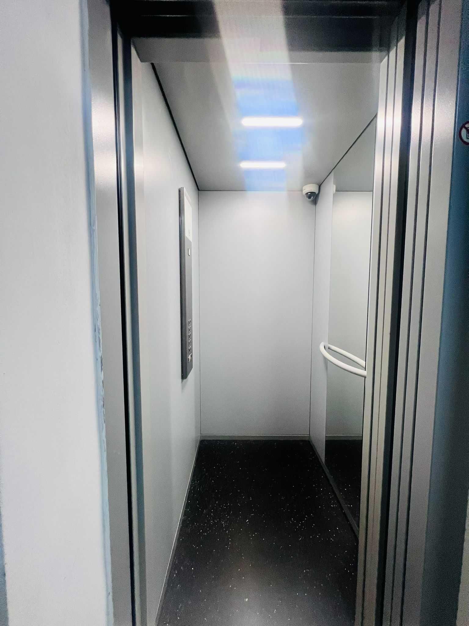 Particular inchiriez ap2 camere berceni - imagine 1