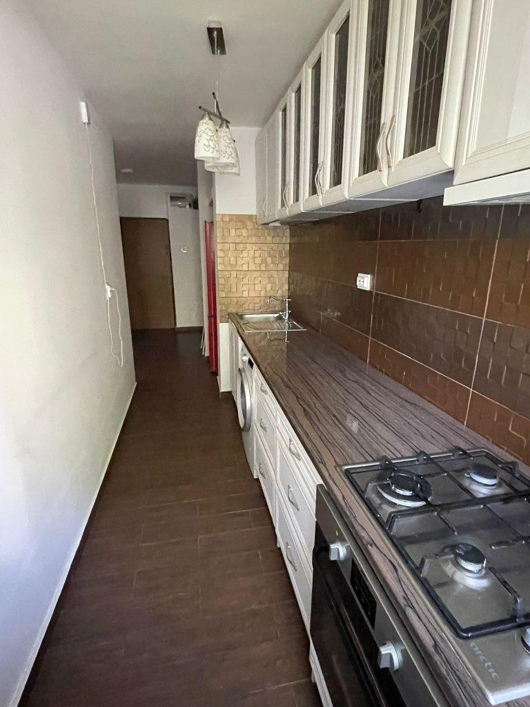Vând garsonieră zona Sebastian