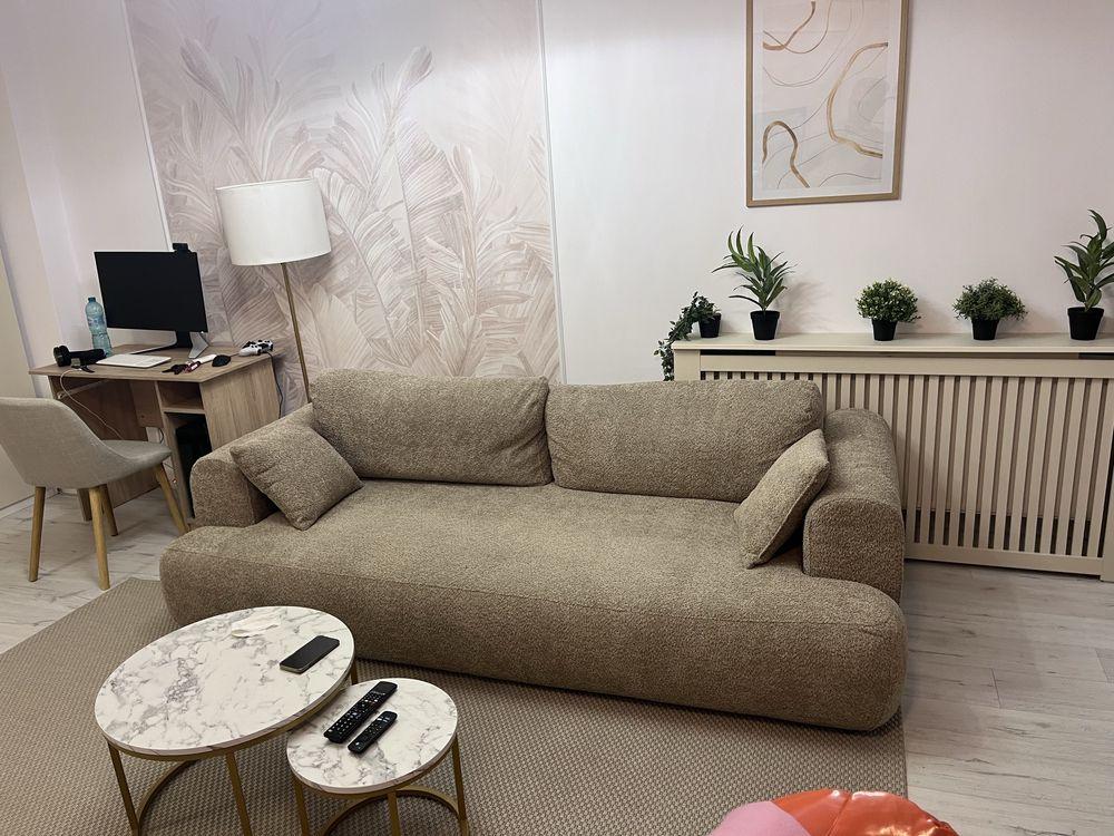 Persoana Fizica Proprietar Vand apartament 2 camere ,Comlpex Central Adress Rezidence,52 m,etaj 4,mobilat si utilat nou.