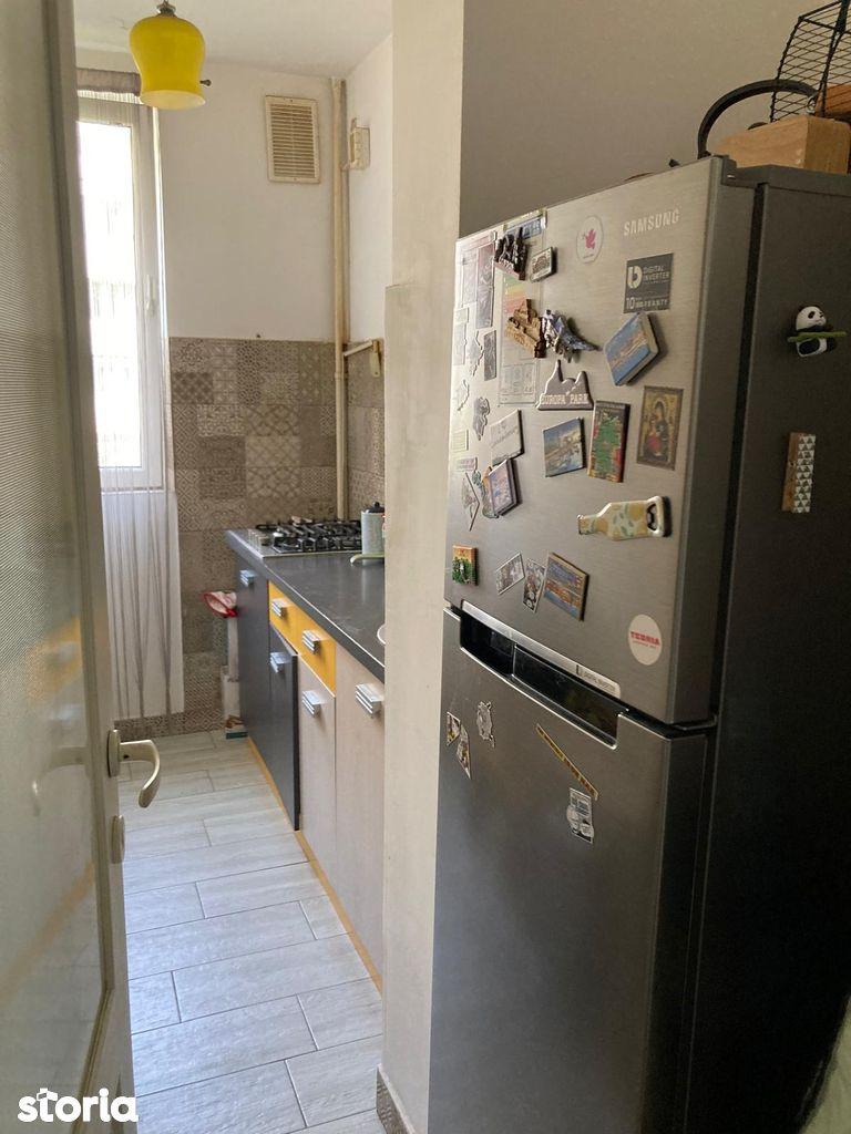 Apartament cu 4 camere, balcon și loc de depozitare