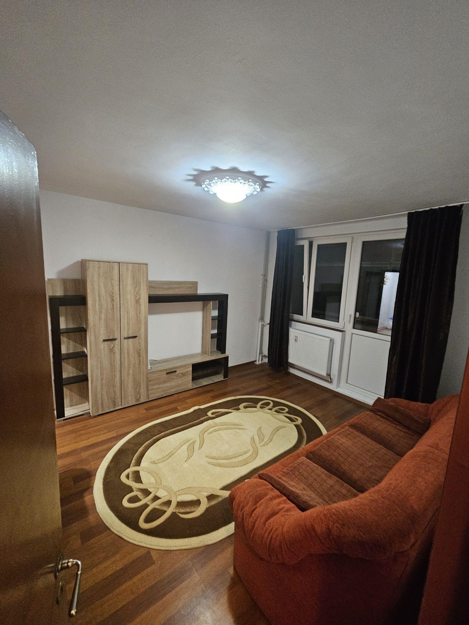 Închiriez apartament 2 camere