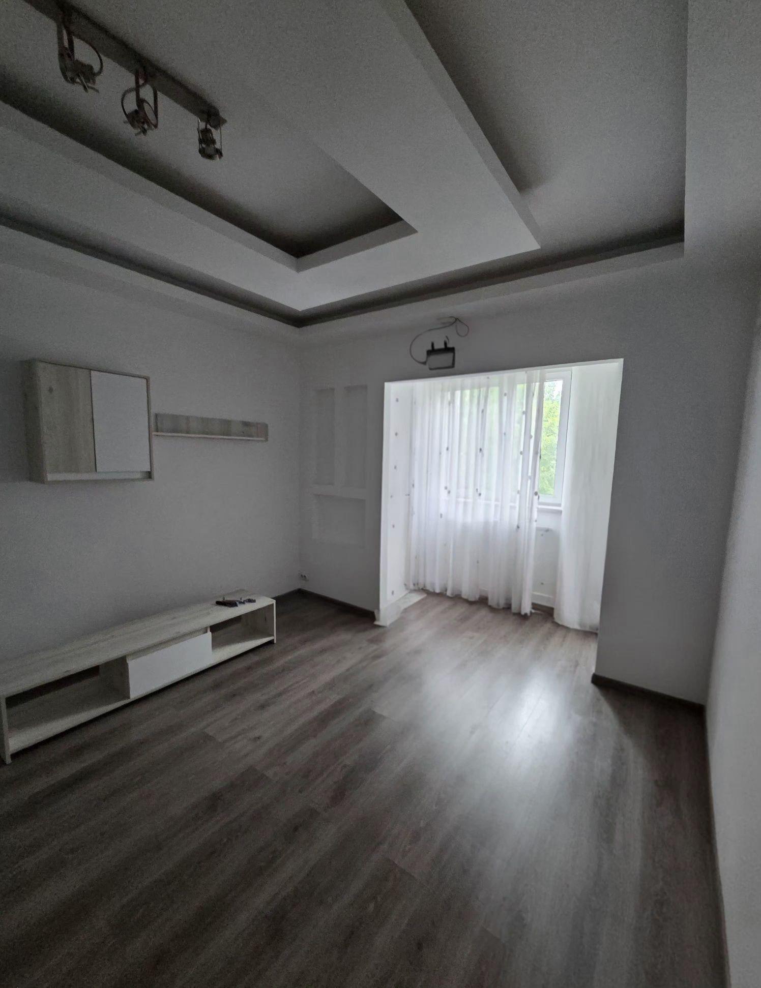 Apartament de inchiriat