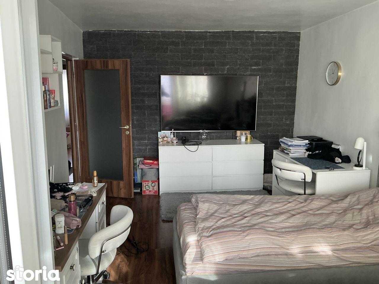 Apartament 3 camere decomandat zona Dacia
