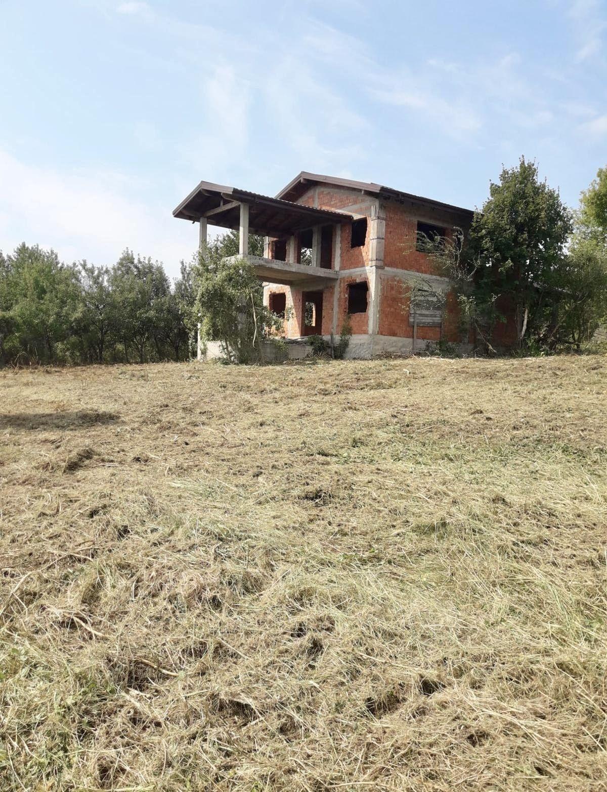 Casa 220 mp   ÷ Teren 1000 mp intravilan Manastirea Cetatuia Iasi