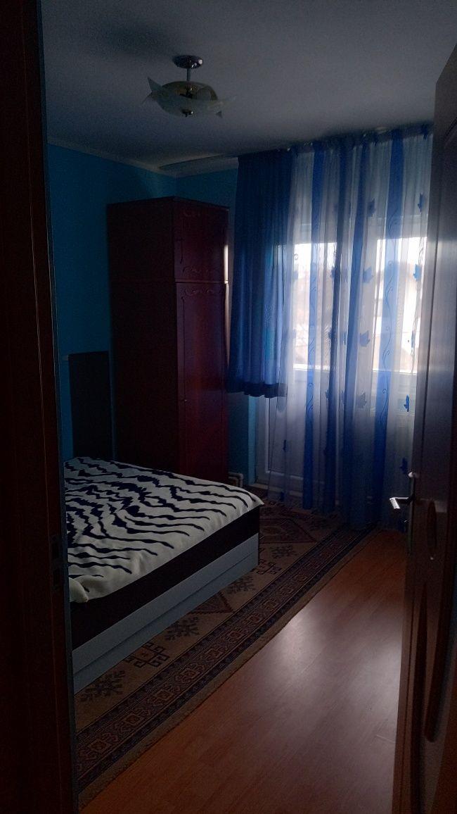 Închiriez apartament Burdujeni 4 camere - imagine 1