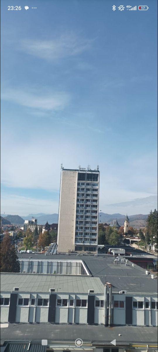 Închiriez garsonieră în Zonă  Centrală Bloc  Turn Unic 200 Euro200 Eur