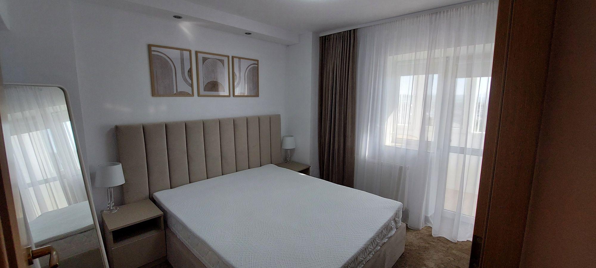 Calea Moldovei! 3Camere! 2× balcon! LIFT NOU! Parcare