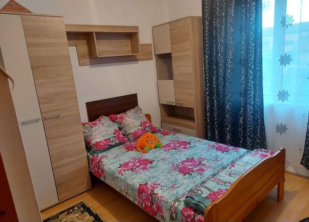 Ofer spre inchiriere apartament 2 camere, mobilat și utilat