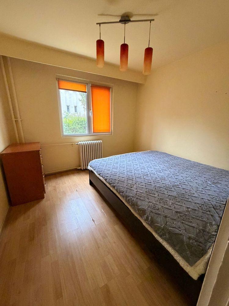Dau în chirie apartament 3 camere - parter - loc de parcare inclus - imagine 1