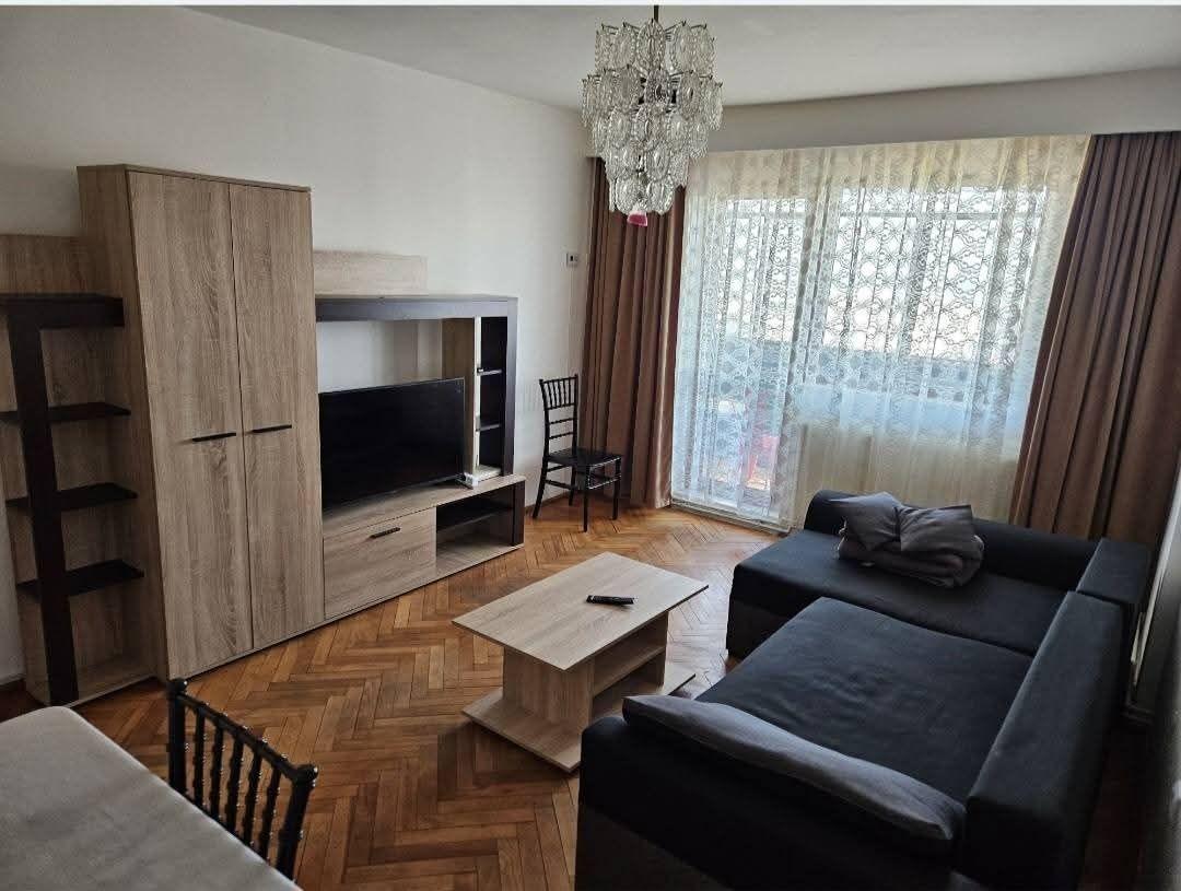 Inchiriez apartament 3 camere Manastur - imagine 1