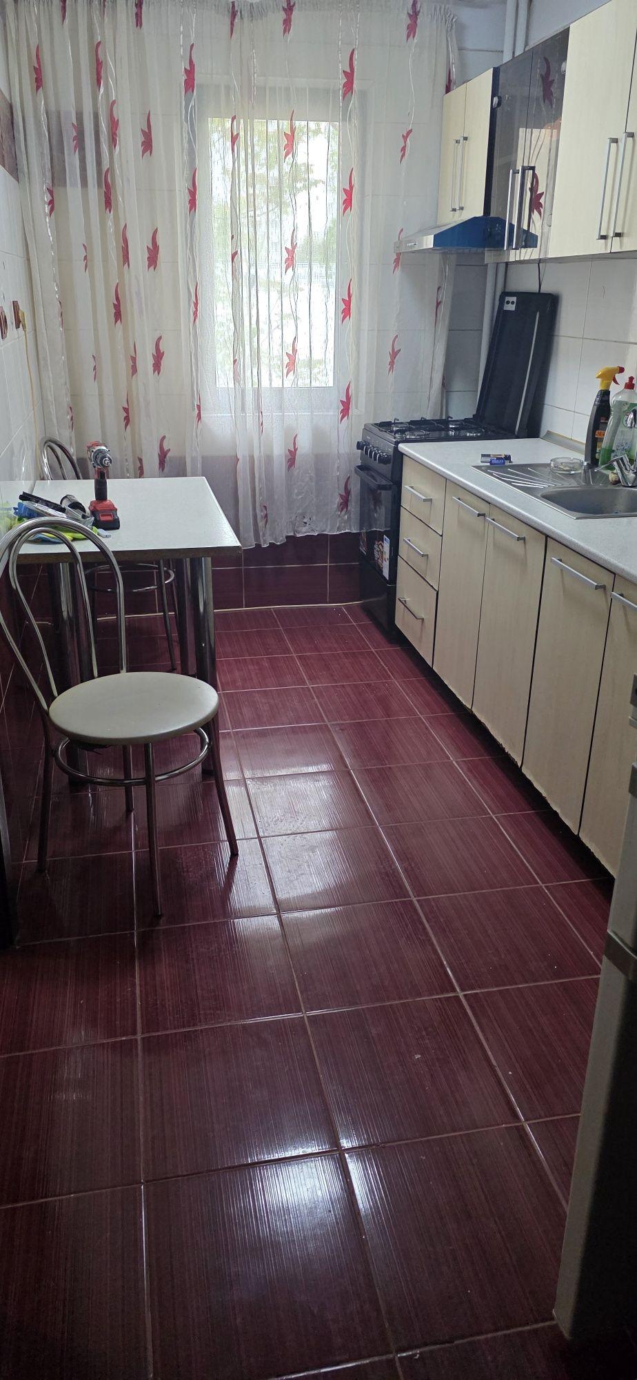 De Inchiriat Apartament