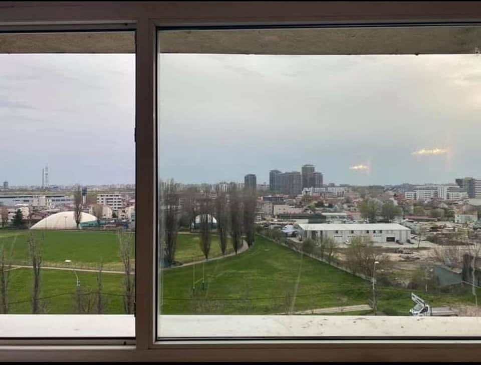 Inchiriez apartament 4 camere