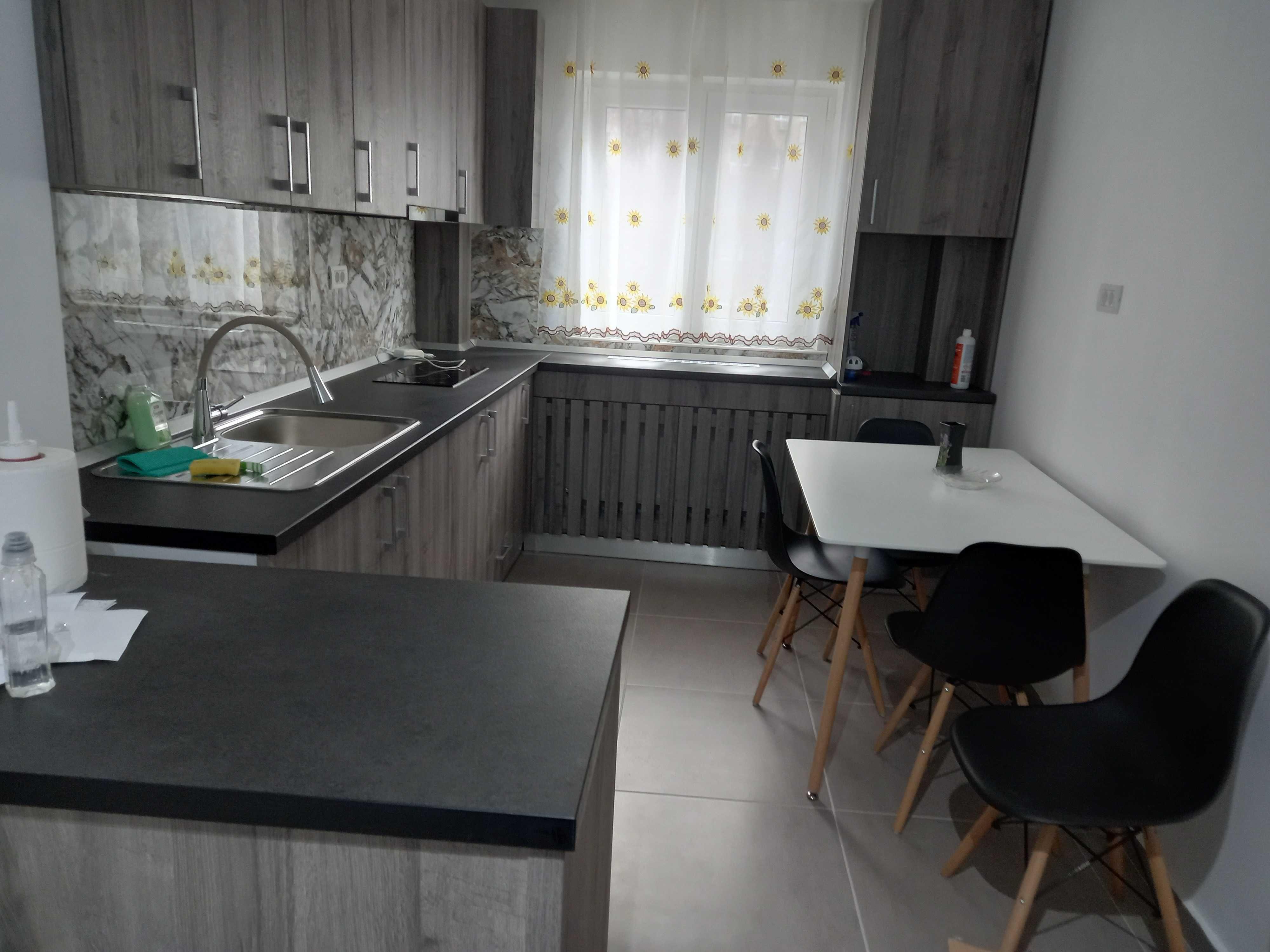 Apartament de inchiriat
