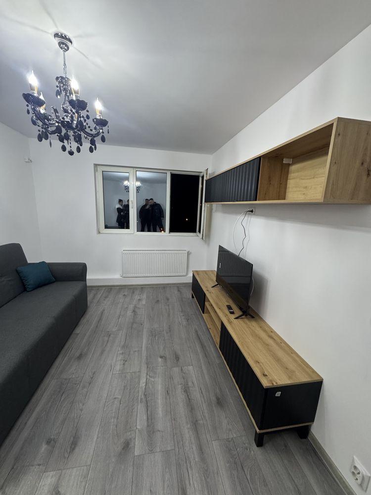 Vand Apartament 2 Camere  Sector 5 Mobilat si Utilat