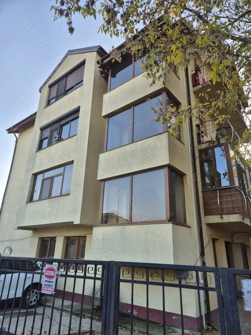 Inchiriere apartament PREMIUM complet utilat & mobilat , loc de parcare inclus - imagine 1