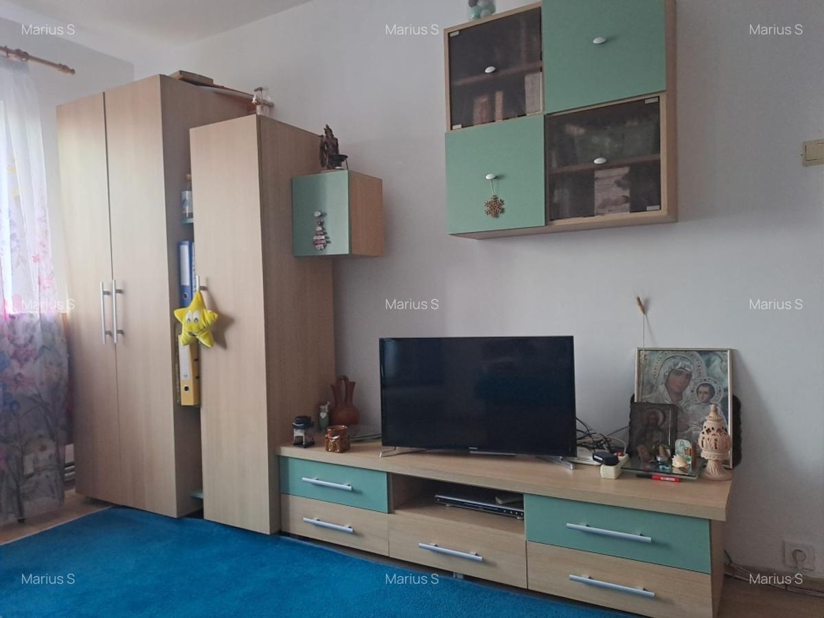 Apartament 2 camere zona  Dacia str. Vulturilor+ garaj langa bloc - imagine 1