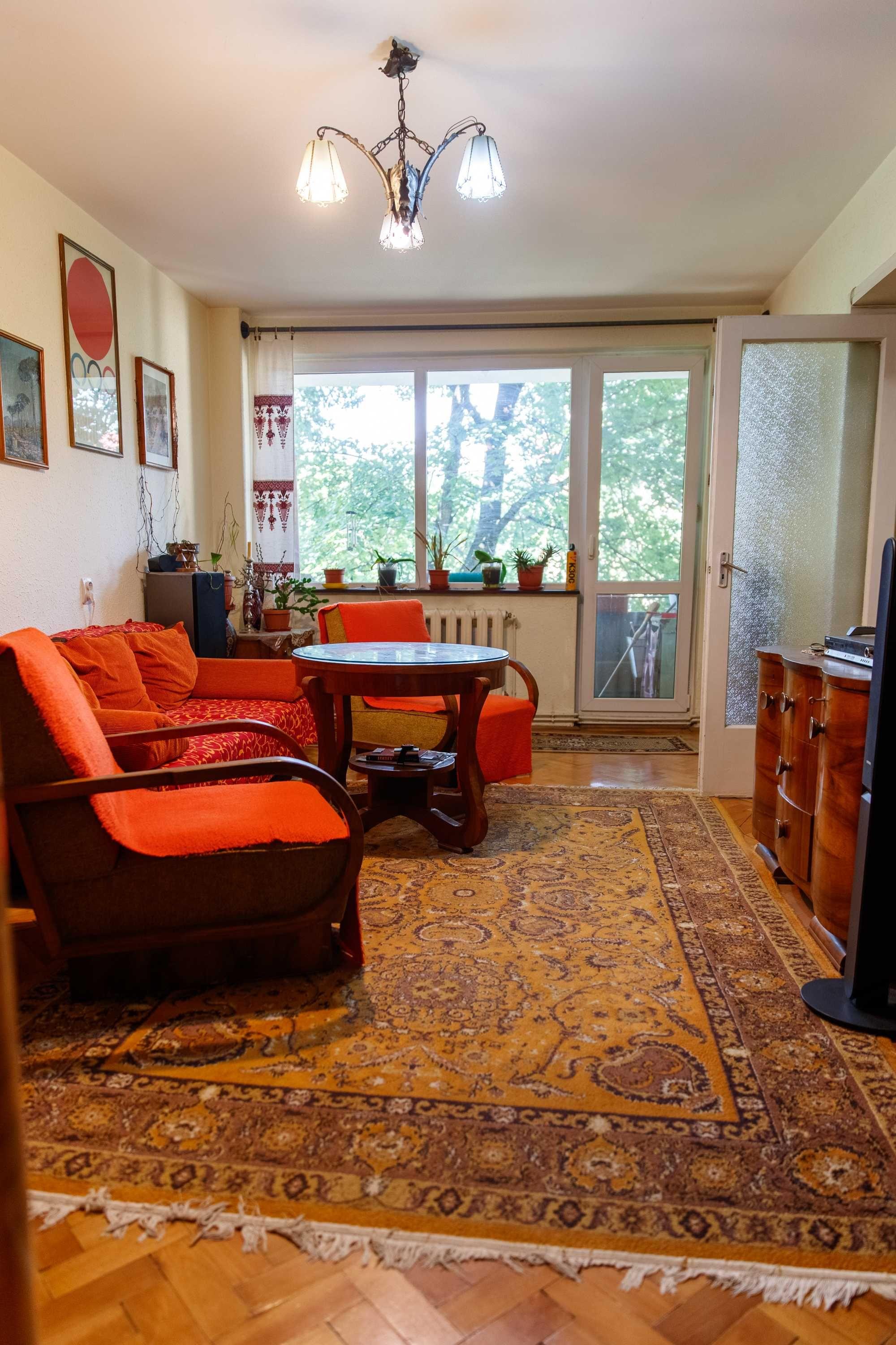 Apartament 3 camere cu/fără garaj , 7 Noi, aproape de UMFST și spitale