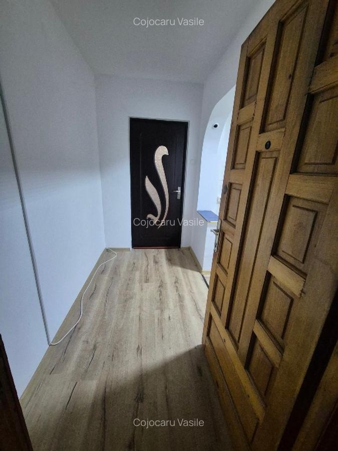 Apartament de vanzare 43 mp cu extra 9 mp balcon si beci
