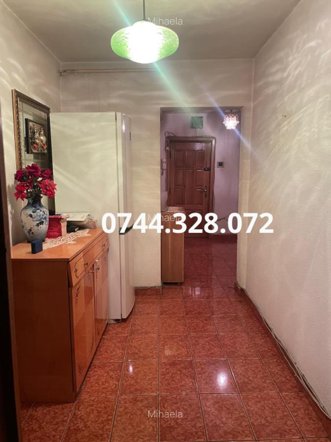 Vânzare apartament 3 camere, ultracentral – Bacău