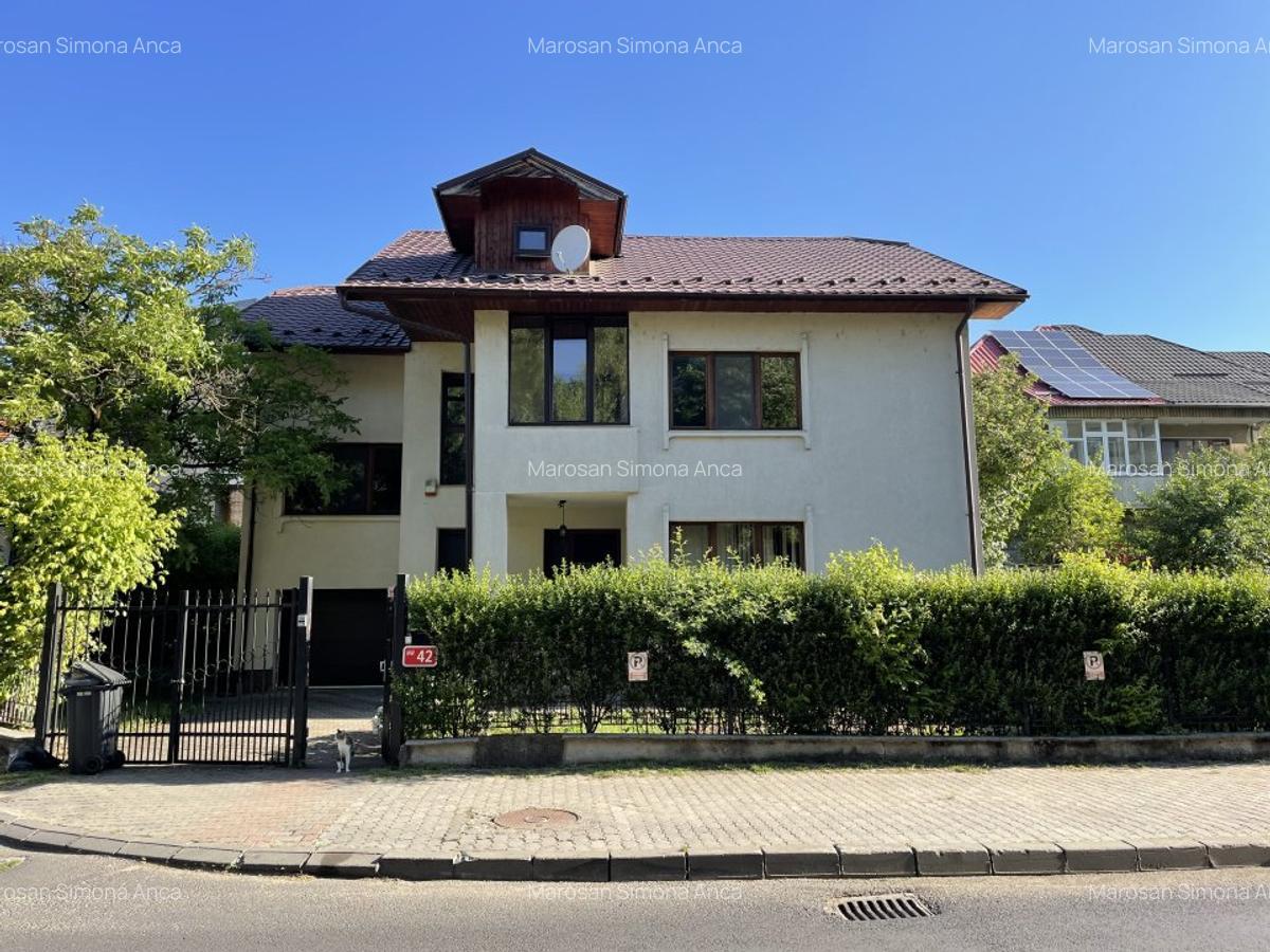casa de vanzare , Baia mare , str Victor Babes