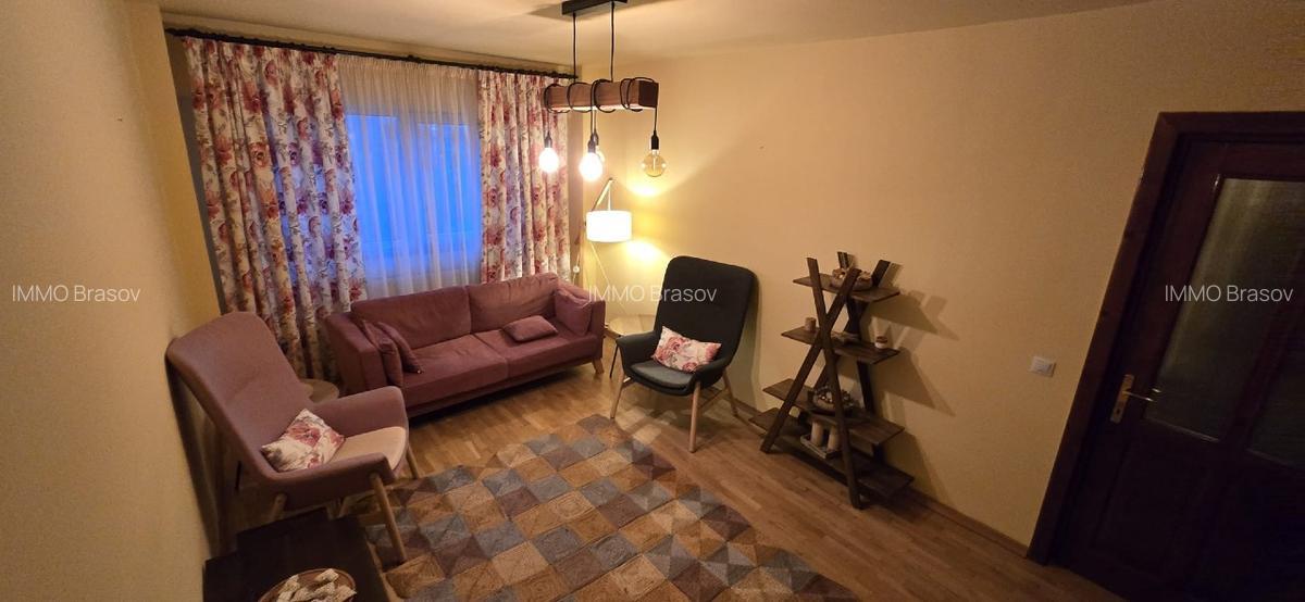 Apartament 3 camere mobilat si utilat Zona Calea Bucuresti -Vulturului