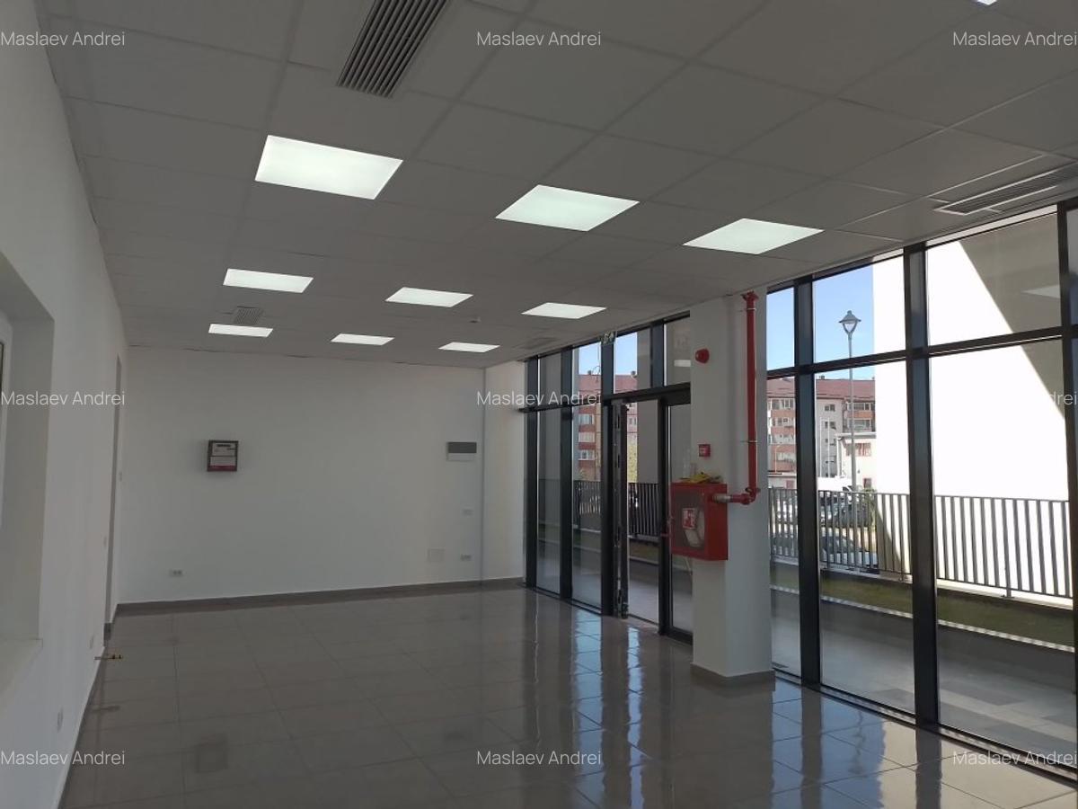 Spatiu comercial strada Nucului nr. 42, Brasov - imagine 1