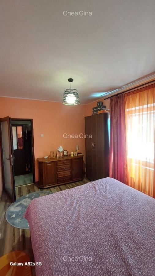 Apartament cu 4 camere decomandate - imagine 1
