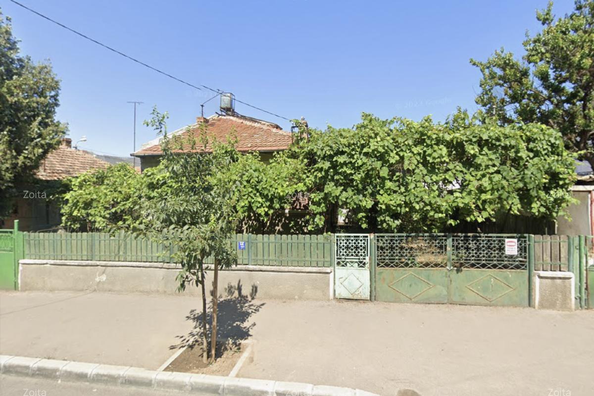 Casa De Vanzare Demolabila