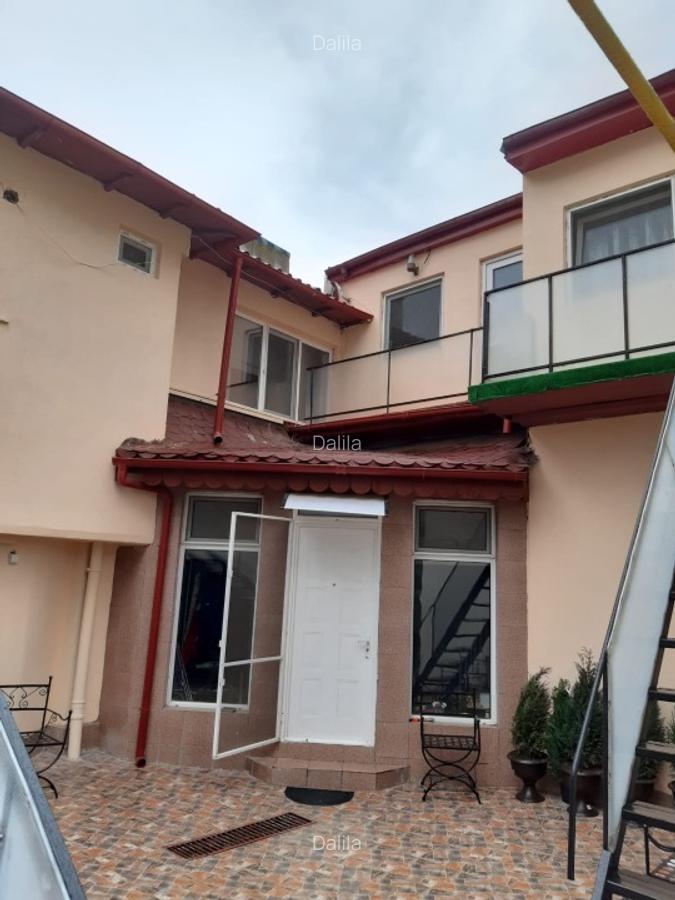 Vilă Faleză Nord ,spre mare, compusă din 4 locuințe, business la cheie