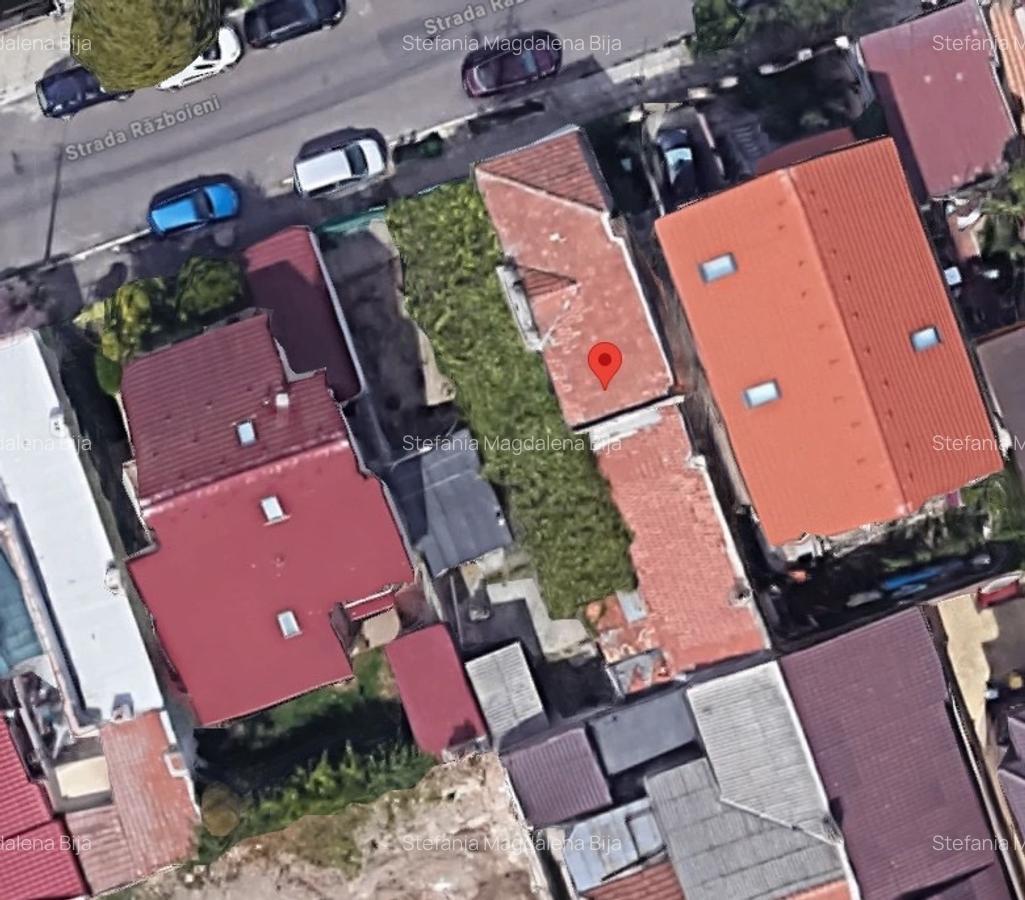 Teren de vanzare in zona premium A1, la 300 de metri de plaja, cu casa din caram