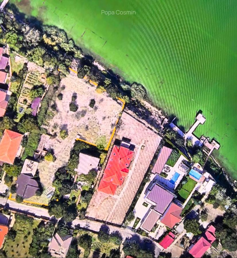 Propietate unica pe malul Lacului Siutghiol-57m deschidere direct la apa - imagine 1