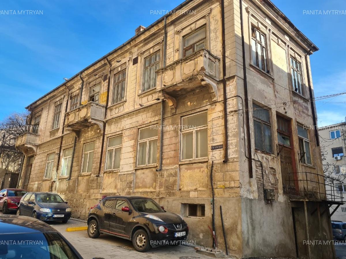 Vand casa in Centrul Vechi - imagine 1