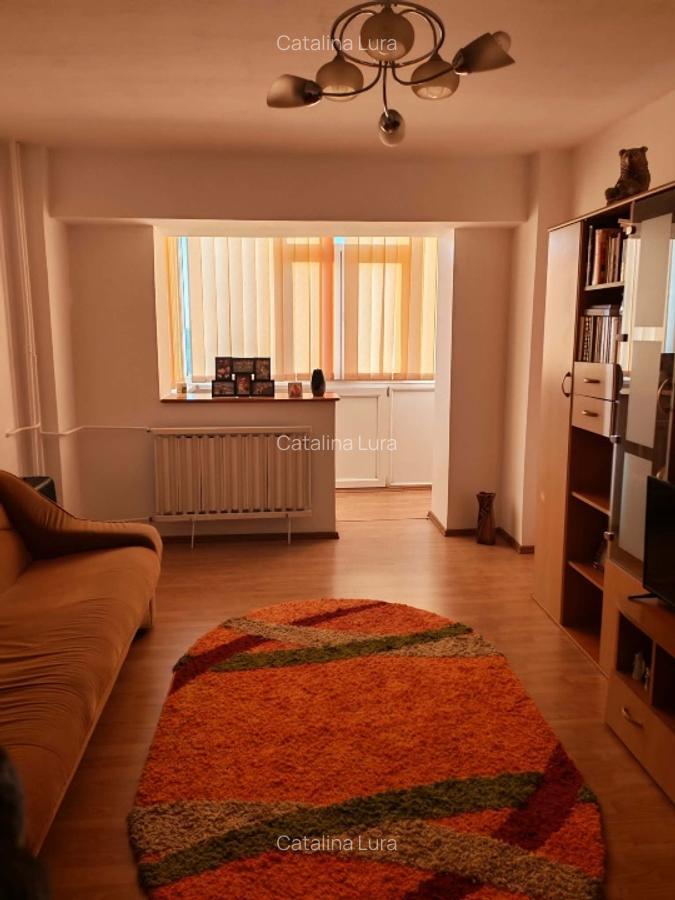 Apartament decomandat, 3 camere, Calea București- Mall