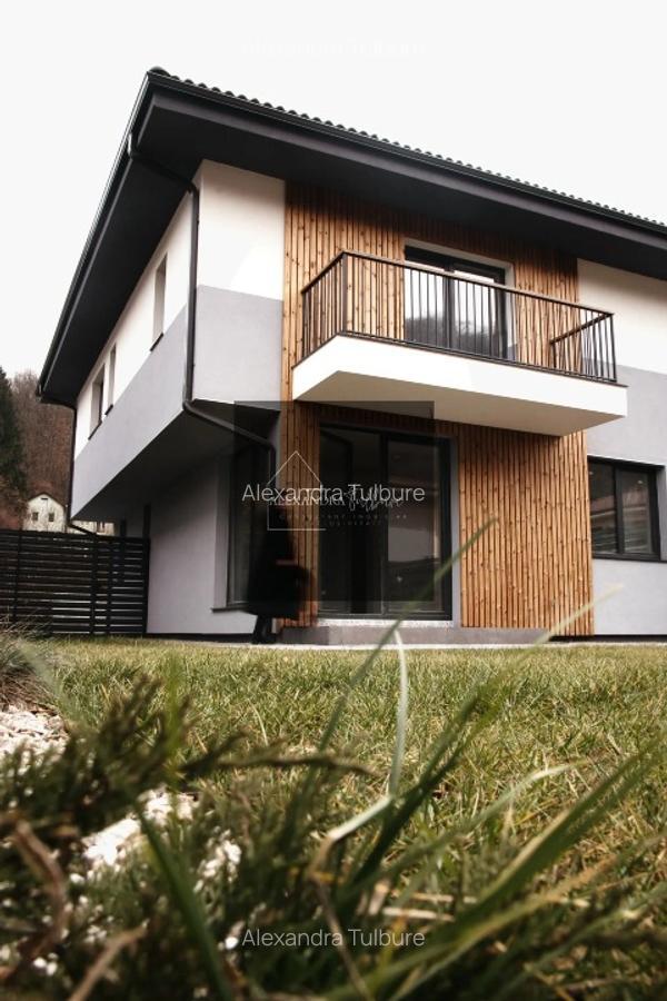 Duplex 4 camere | 120 mp utili | 180 mp curte | P+ET+POD | Comision 0%