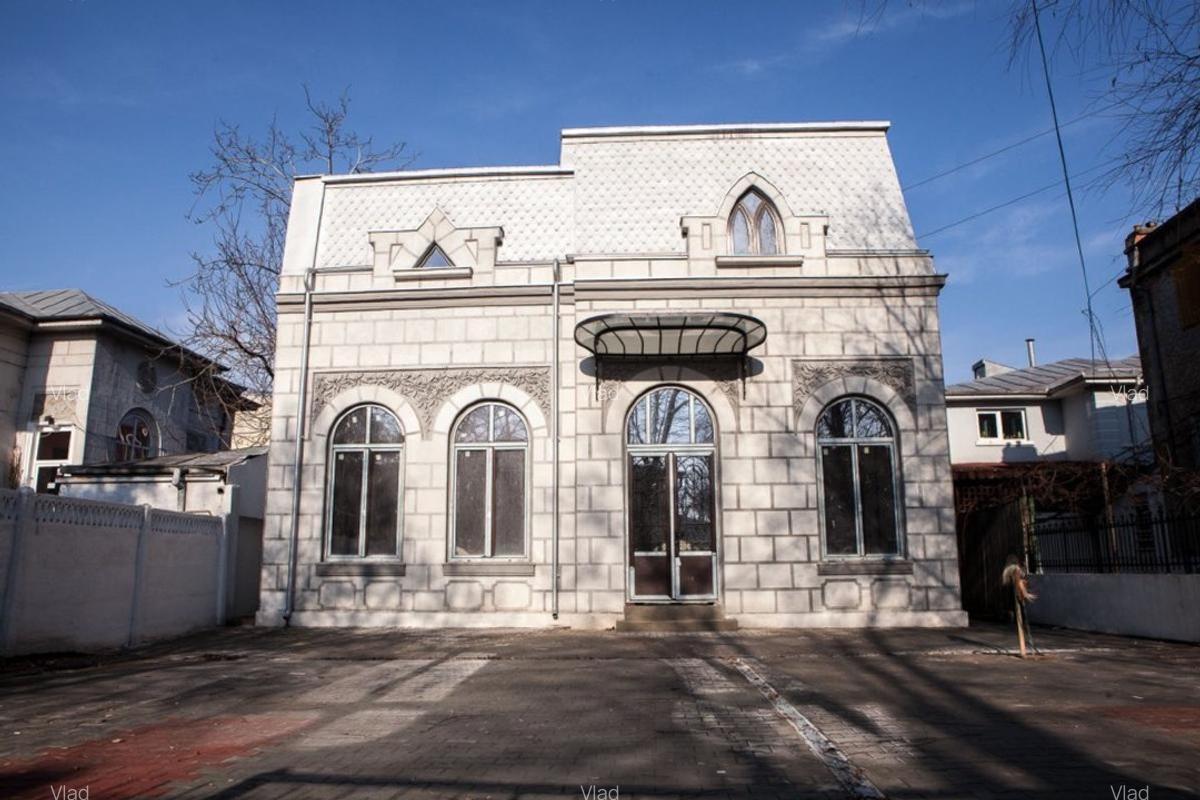 Vila superba, ultracentral, 910m2, Galati, Iancu Fotea,  anunt proprietar - imagine 1