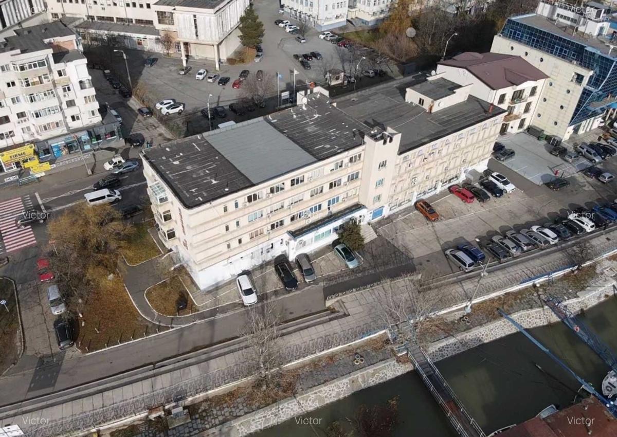 Inchiriez spatiu de birouri